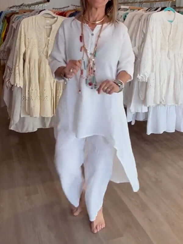 Elegant women's two-piece suit, ideal for spring/summer casual chic looks & outfits.