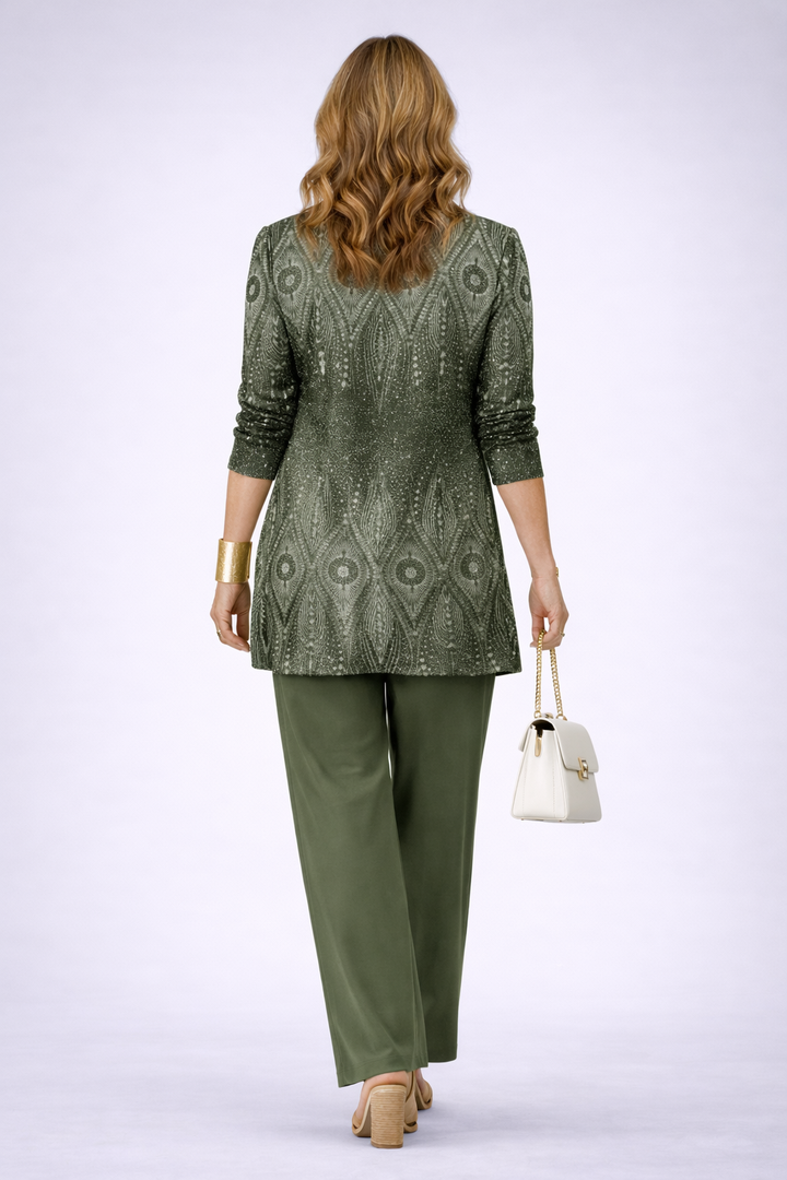 Stylish women's green 3-piece outfit: long-sleeve top, wide-leg pants, and an open cardigan. Ideal for fall comfort.