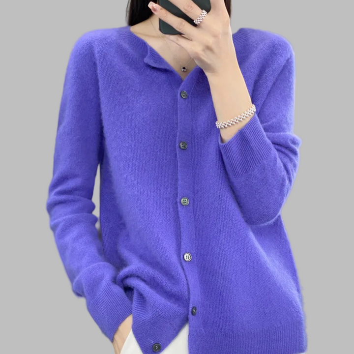 Fall & winter women's O-Neck cardigan. Cozy knit, long sleeve, perfect for layering and everyday comfort.