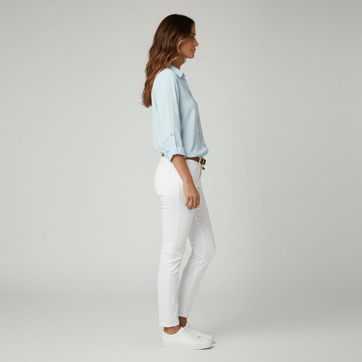 Women's fashion relaxed-fit button-up blouse, a versatile long sleeve everyday top.