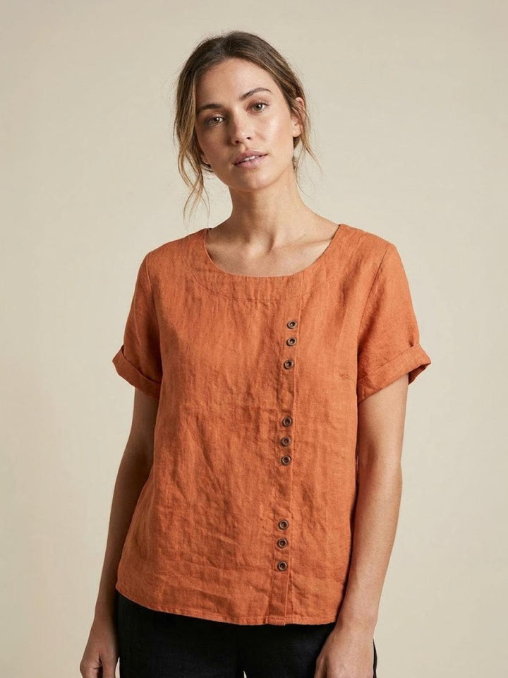 Casual women's round neck blouse, perfect summer fashion piece.