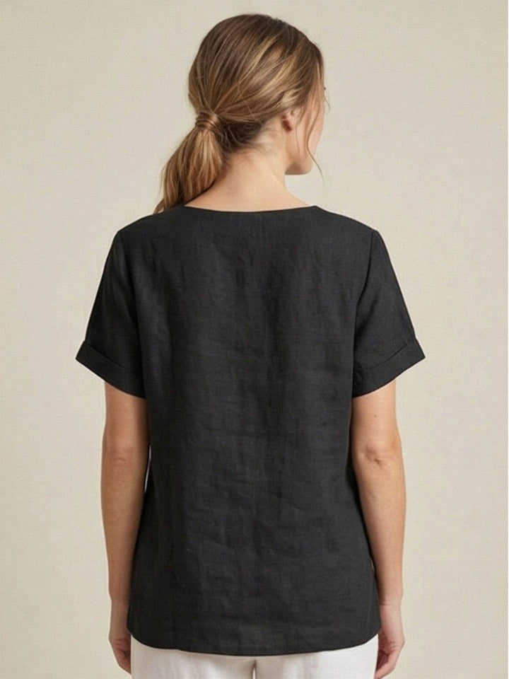 Versatile women's round neck blouse, effortless for summer wear.