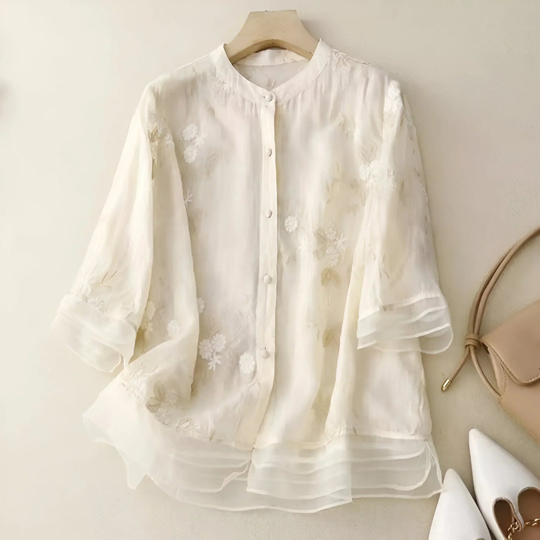 Women's effortless tummy-skimming top, relaxed fit, perfect for casual summer style.