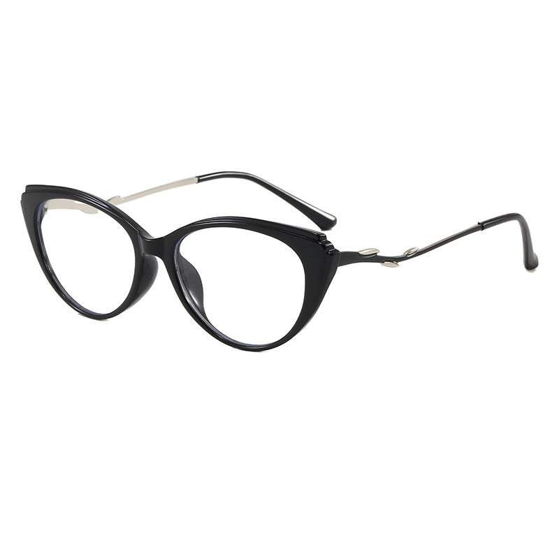 Fashionable cat-eye glasses for women, offering a blend of modern style and daily elegance.
