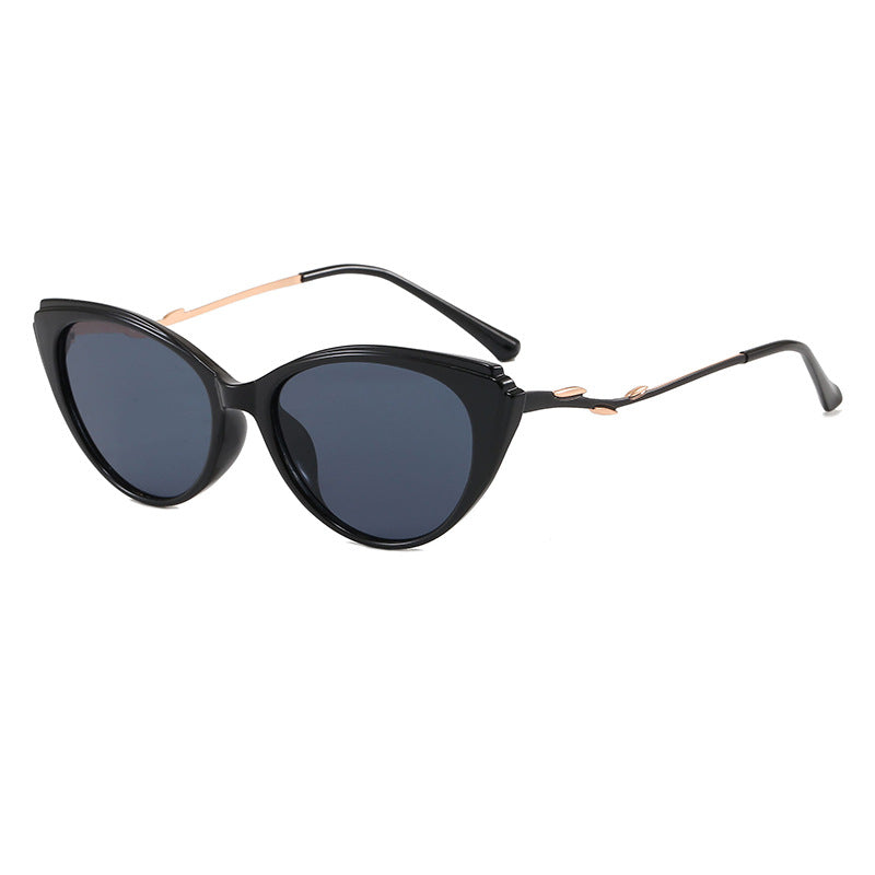 Sleek cat-eye eyewear, a stylish accessory for women with a contemporary and chic design.