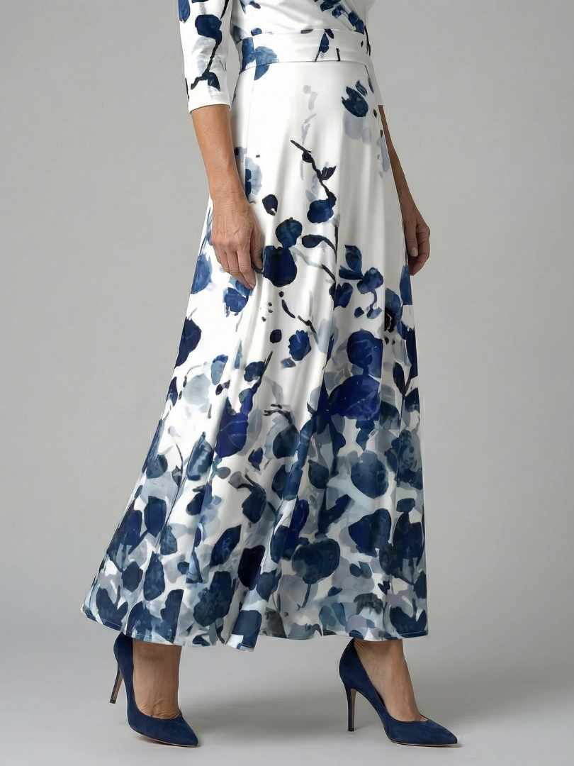 Women's versatile cross wrap midi dress, floral print, V-neck, 3/4 sleeves, comfortable for everyday.