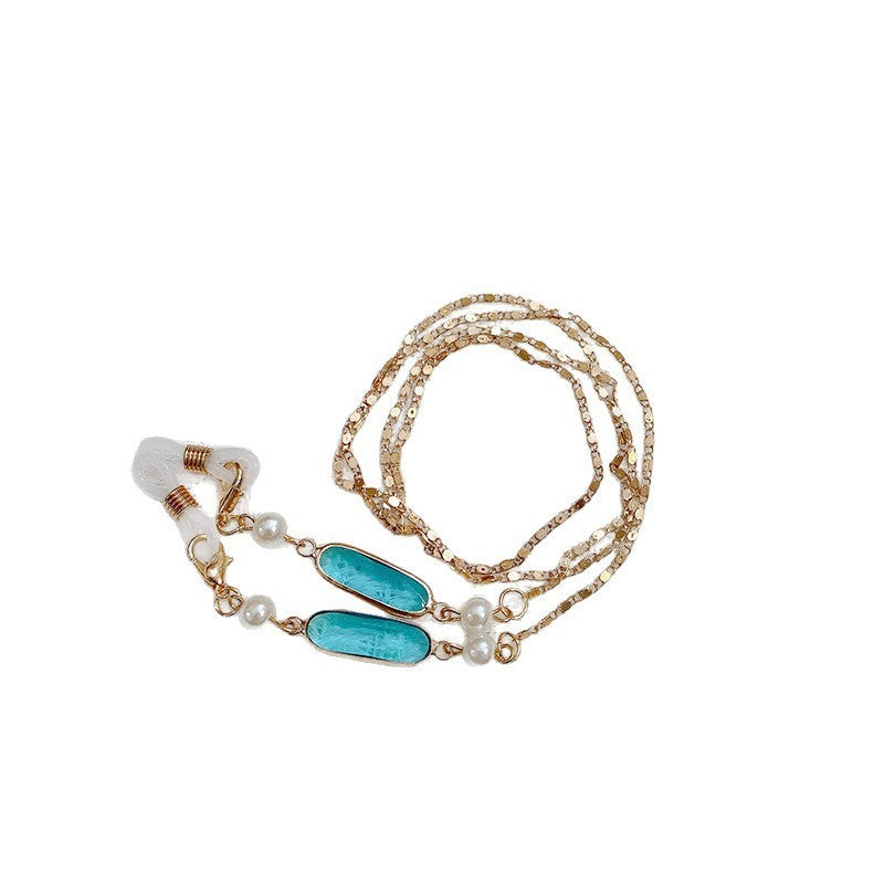 Beautiful women's elegant necklace featuring a gemstone pendant & delicate pearls, a perfect jewelry gift.