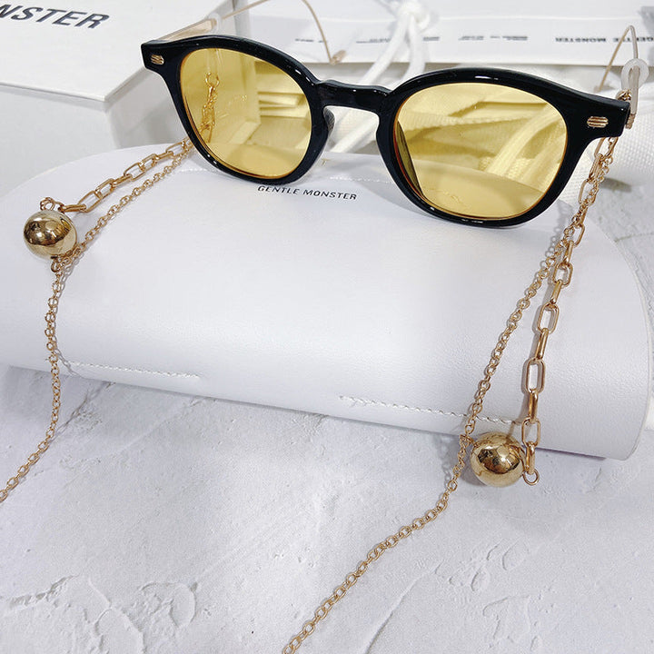 Women's elegant gold-tone pendant necklace, a fashionable accessory for chic daily wear and modern style.