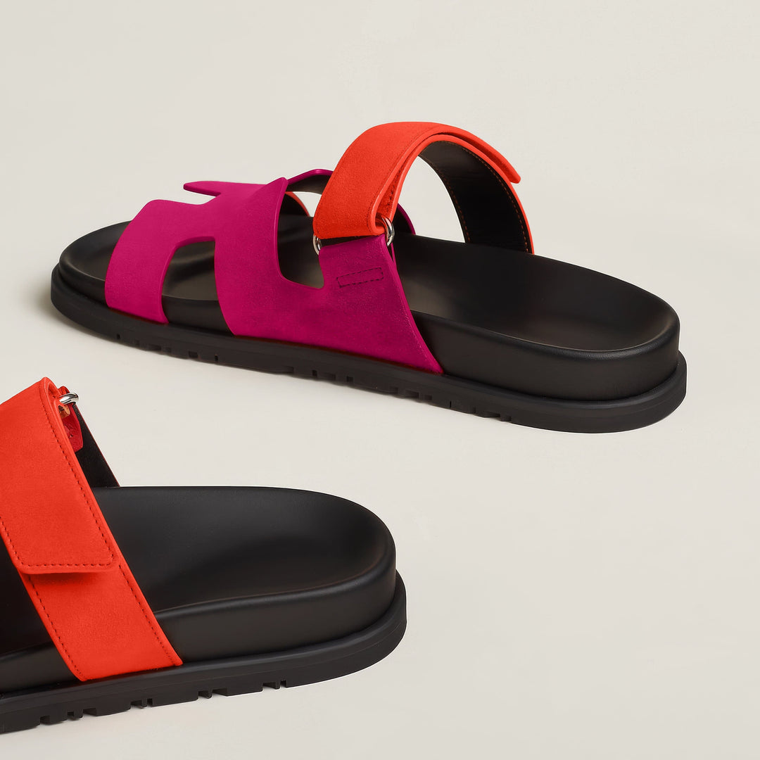 Top view of women's minimalist strap sandals, highlighting their sophisticated design & comfort.