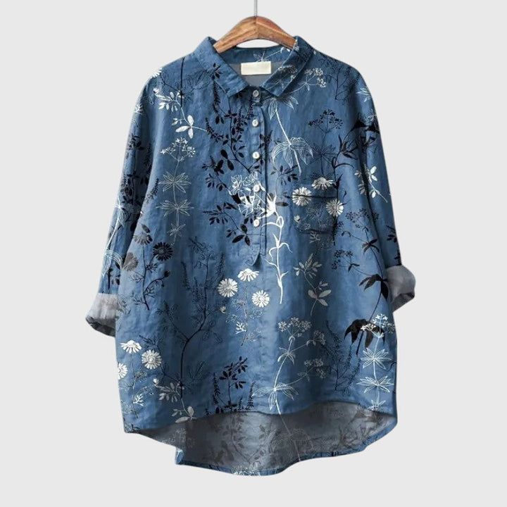 Lightweight women's elegant top, floral print, ideal for office wear or casual summer style.