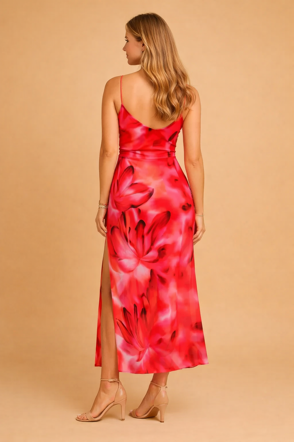 Chic women's lightweight summer maxi dress, great for elegant evening or party wear.
