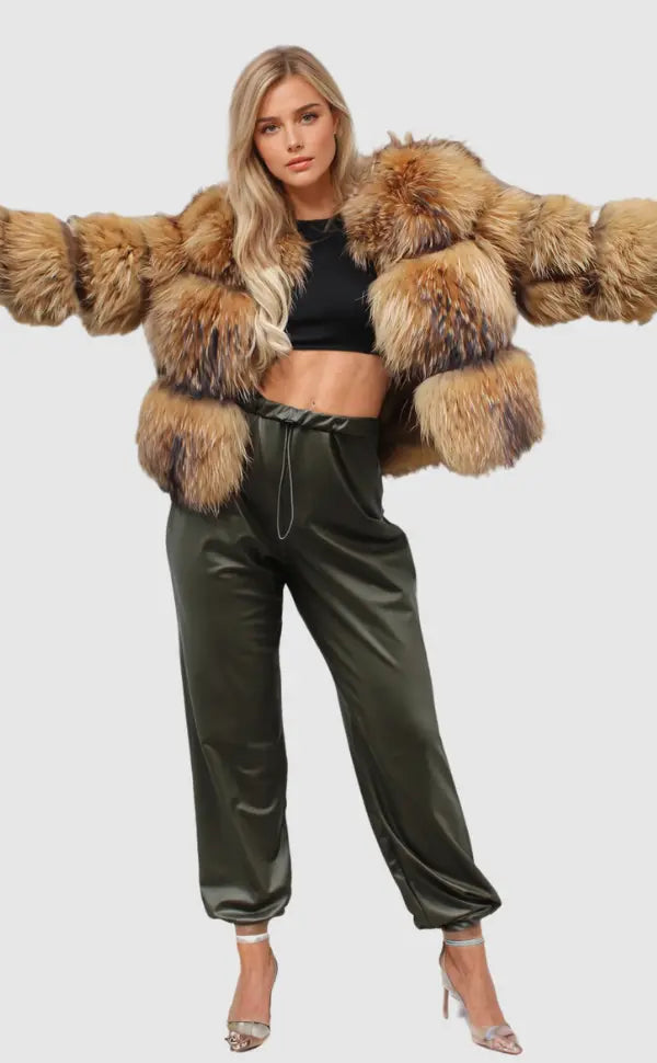 Voluminous women's winter coat, a warm and elegant statement piece for cold weather fashion.