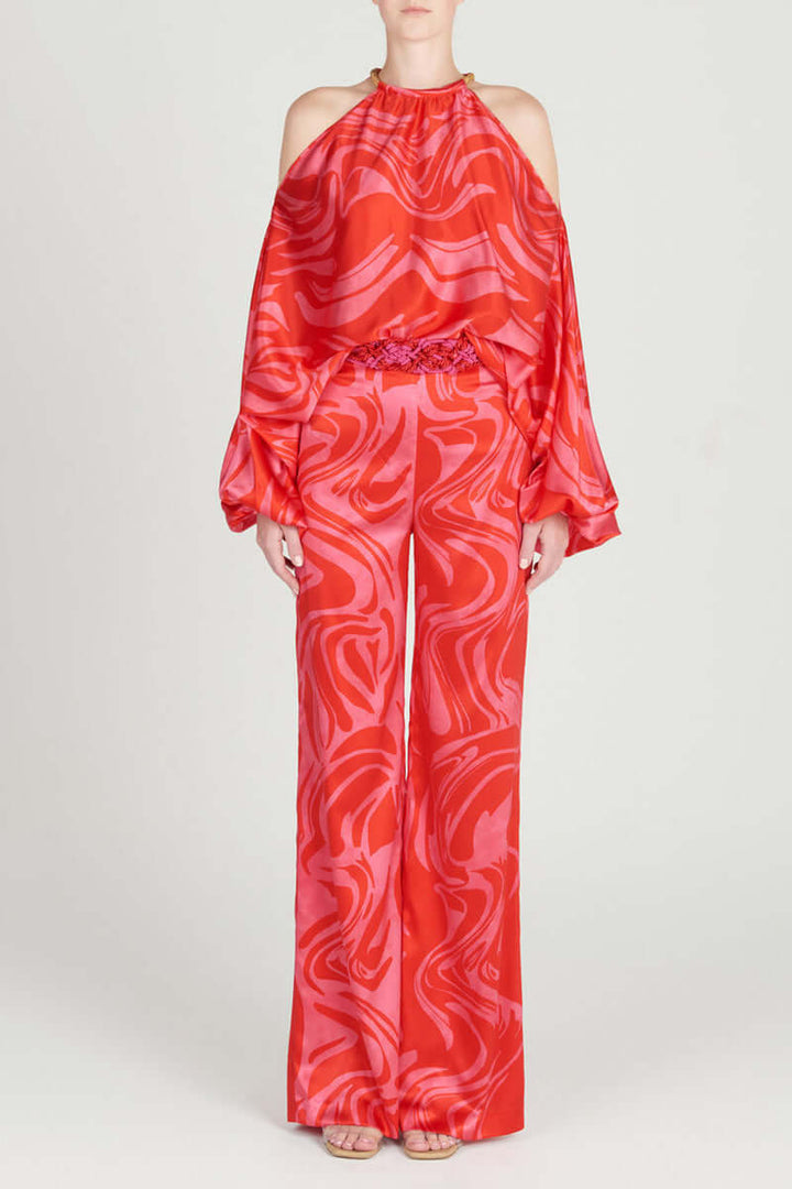 Stylish women's printed off-shoulder long sleeve set for casual elegance.