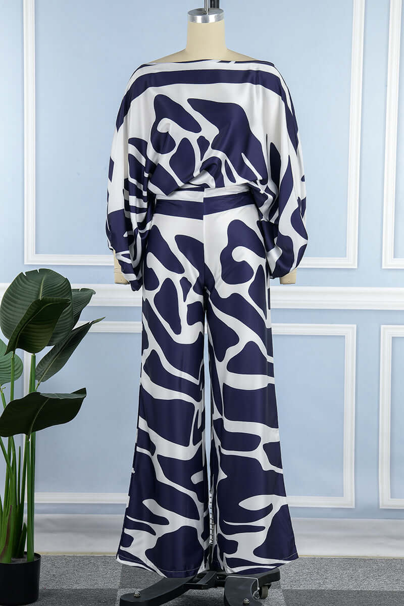 Versatile women's printed long sleeve off-shoulder two-piece set.