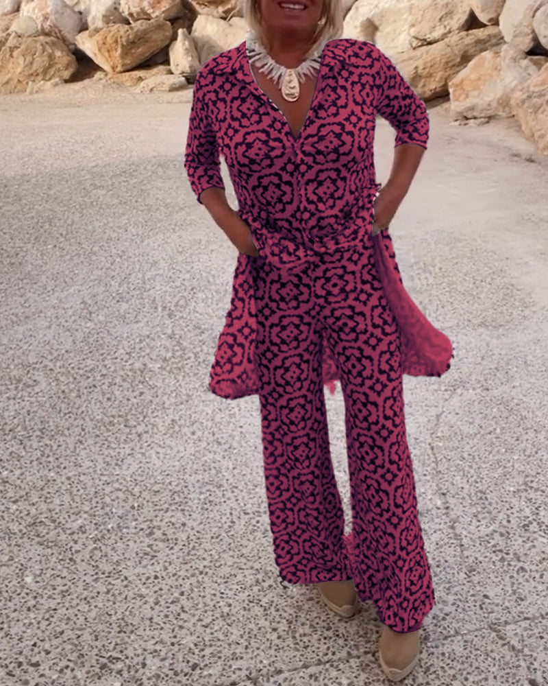Modern women's two-piece printed set, combining elegance with a casual summer vibe.