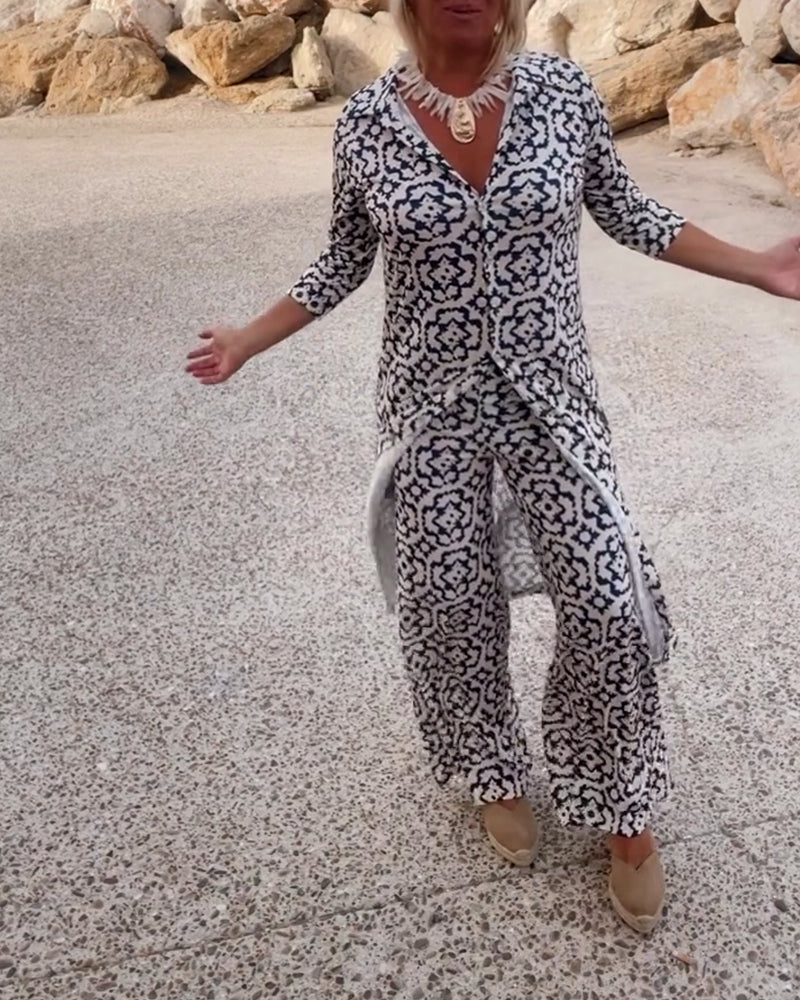 Stylish women's printed matching set, featuring an elegant blouse & comfortable pants.