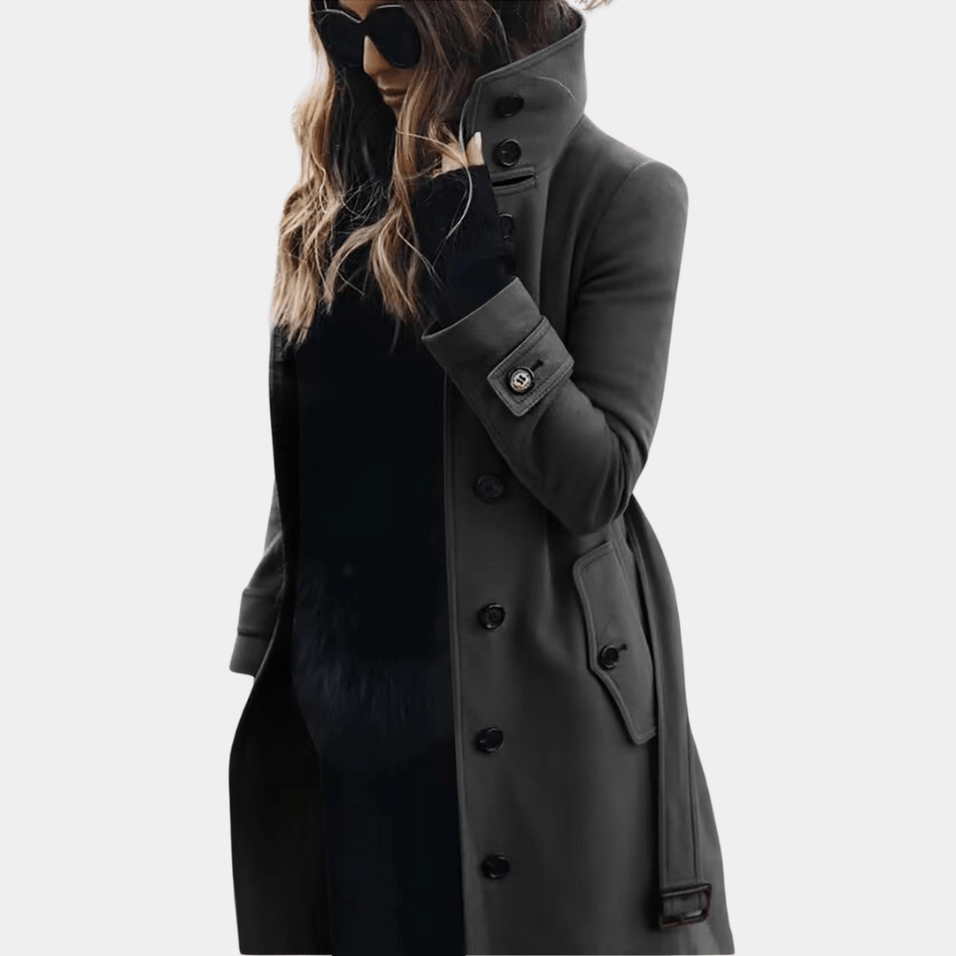 Warm women's long quilted trench coat, ideal for classic fall fashion, office wear or casual chic style.