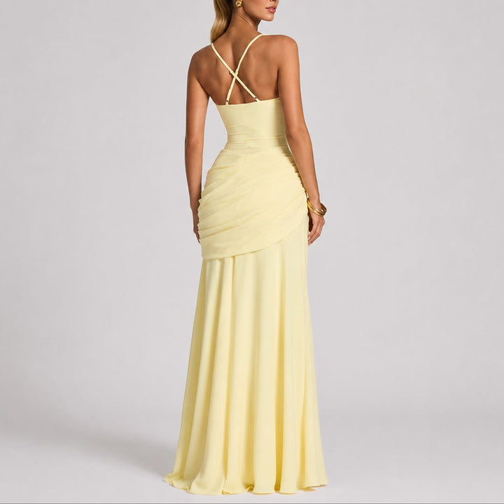 Elegant women's fall maxi dress with ruched details & square neckline, a sophisticated choice for wedding guests.