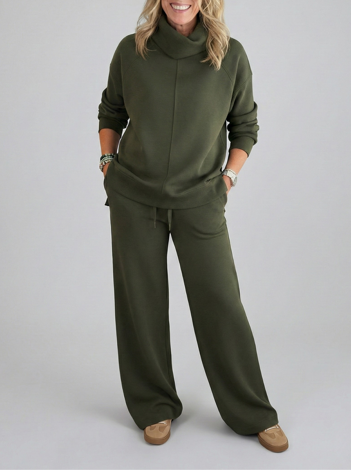 Stylish women's elegant lounge set, versatile two-piece casual outfit, soft fabric, perfect for everyday fashion.