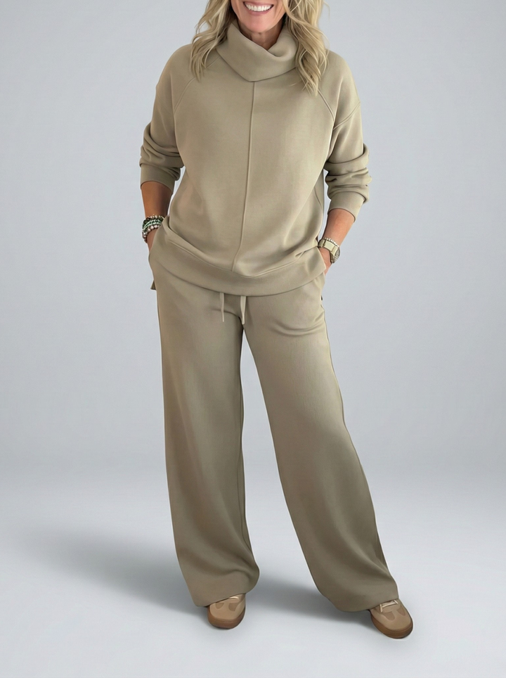 Versatile women's soft lounge set, elegant two-piece casual outfit, comfortable and fashionable for everyday.