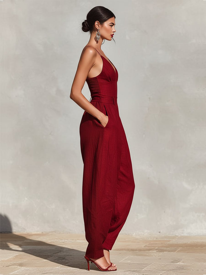Versatile women's formal jumpsuit, spaghetti strap, wide-leg, high-waist. Perfect for elegant party wear.