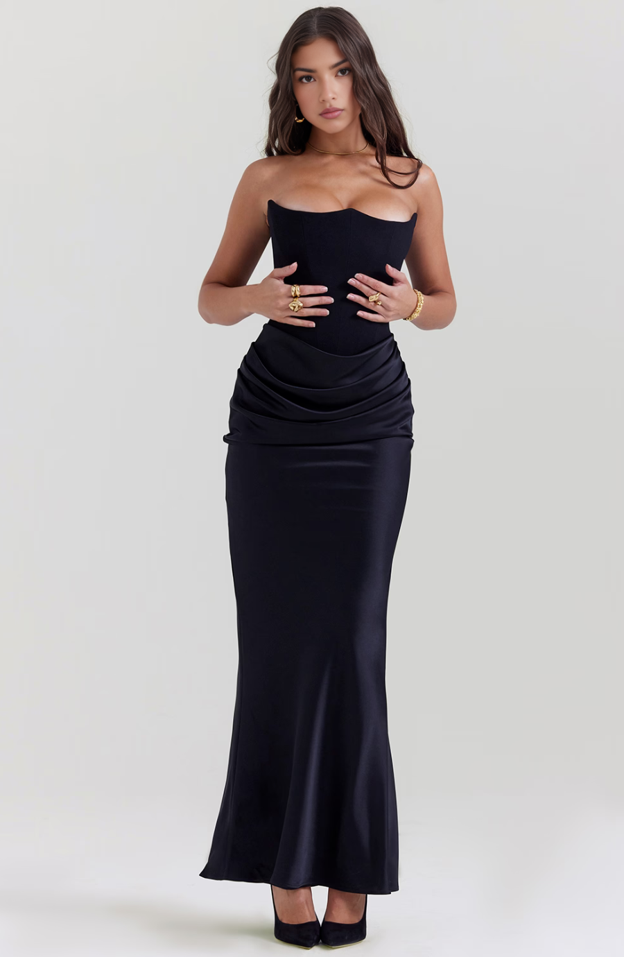Formal strapless evening gown, a sophisticated corset maxi dress for special occasions & parties.