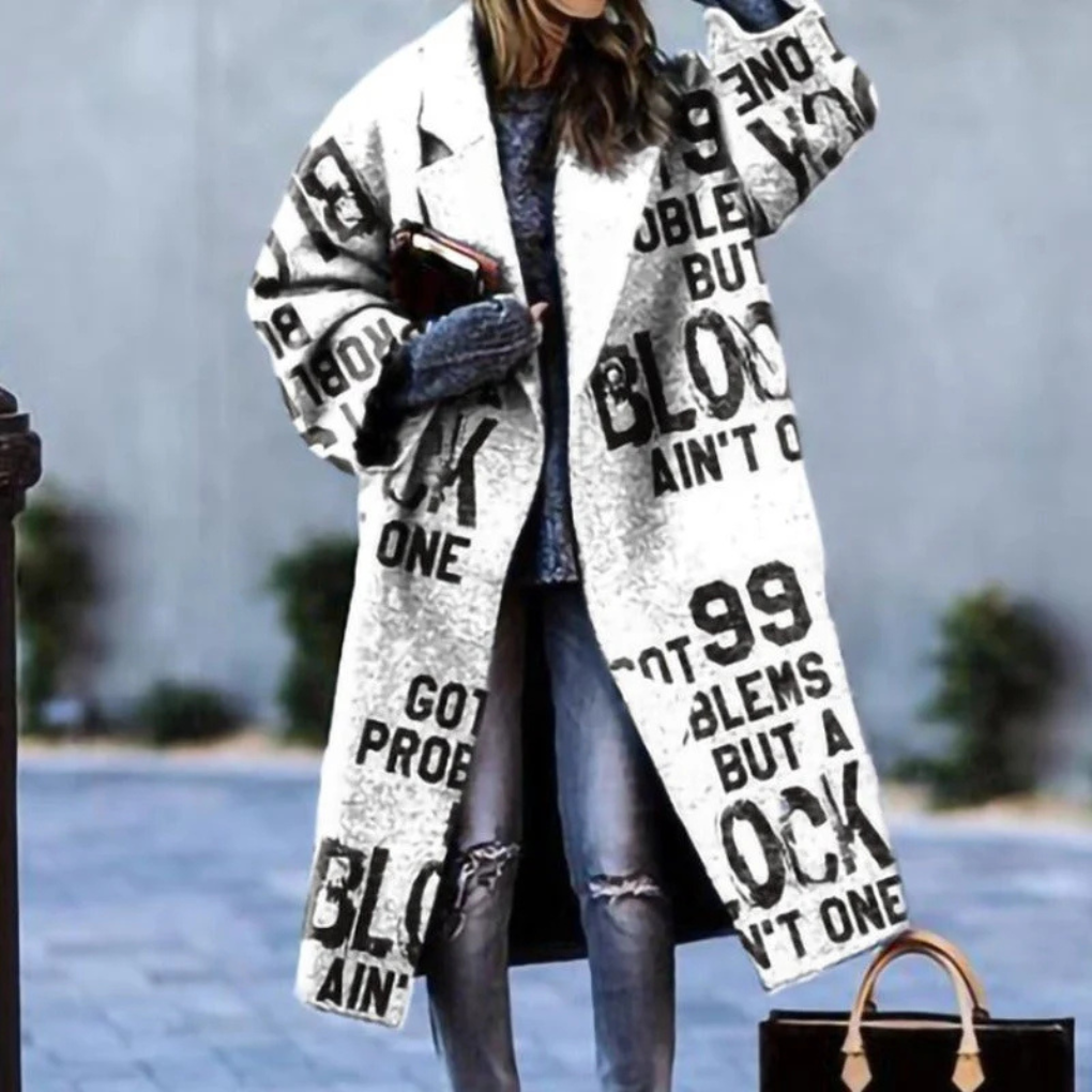 Stylish women's tailored jacket for a refined and sophisticated business casual wardrobe.
