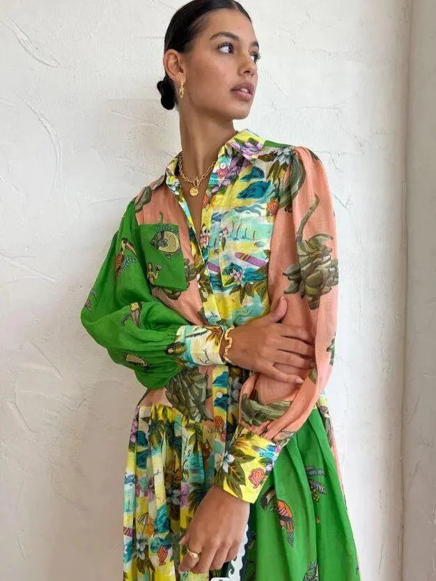 Casual chic women's long dress, vintage print, polo collar. A flowy and elegant spring/summer outfit.