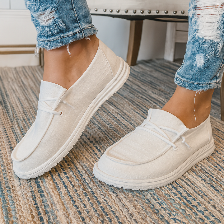 Stylish women's lace-up walking shoes; ultimate daily comfort & versatile for everyday flats.