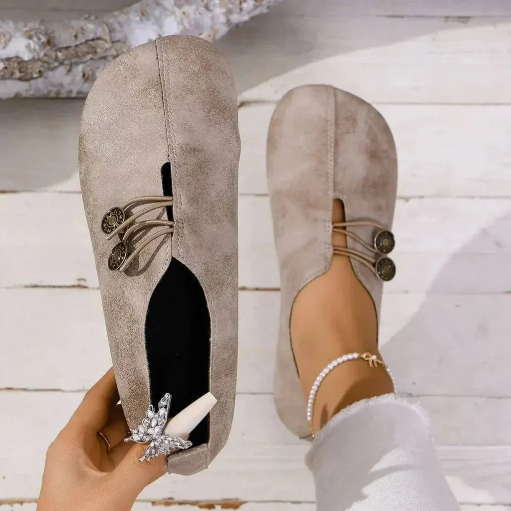 Minimalist women's slip-on loafers for easy everyday comfort & casual footwear.