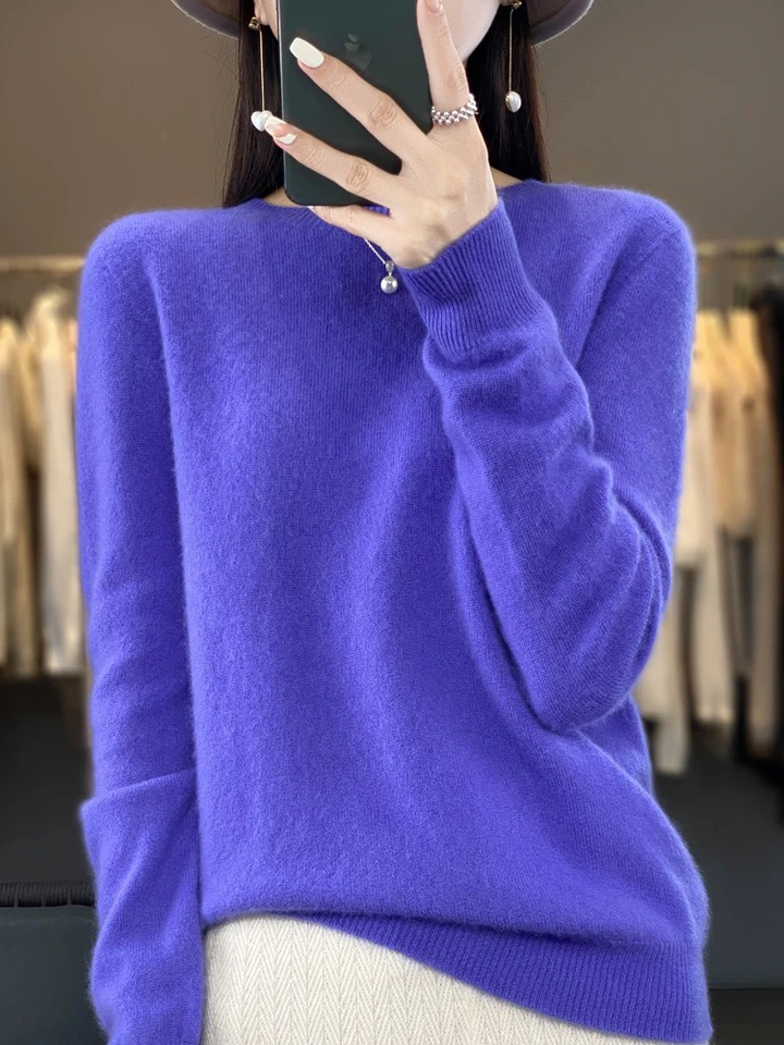 Chic women's round neck sweater for everyday style, versatile and comfortable women's apparel.
