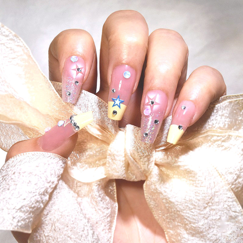 Holiday women's fake nails: festive candy cane press-on set. Easy to apply Christmas nail art, reusable design.