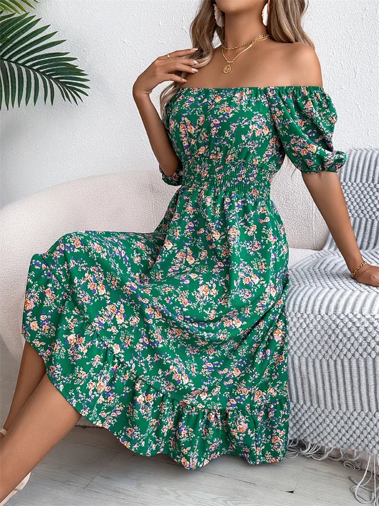 Elegant women's dress: floral midi, smocked square neck, puff sleeves. Ideal for any occasion.