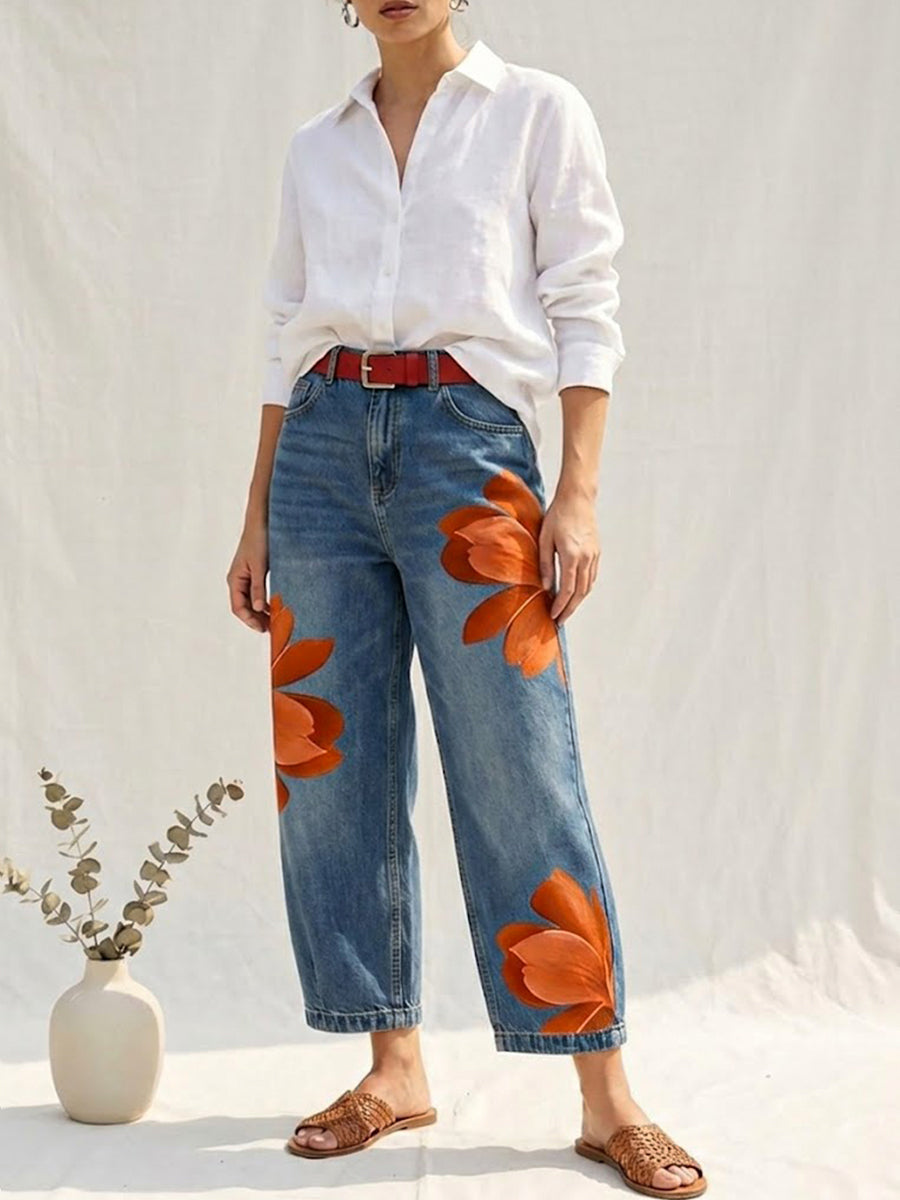Casual women's high waist trousers, adorned with a lovely floral print, ideal for relaxed summer everyday wear.