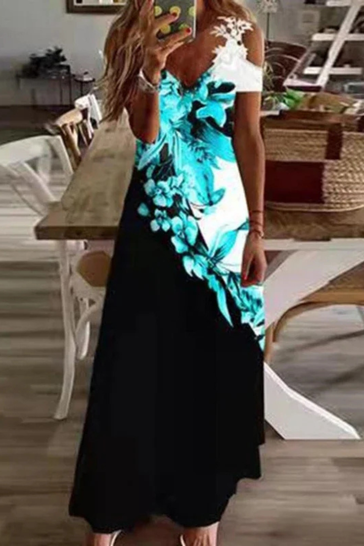 Elegant women's floral summer maxi dress, sleeveless design. Ideal for warm-weather fashion and comfort.