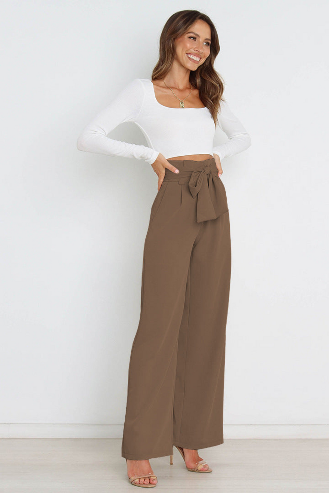 Summer women's linen wide leg pants, high waist design.