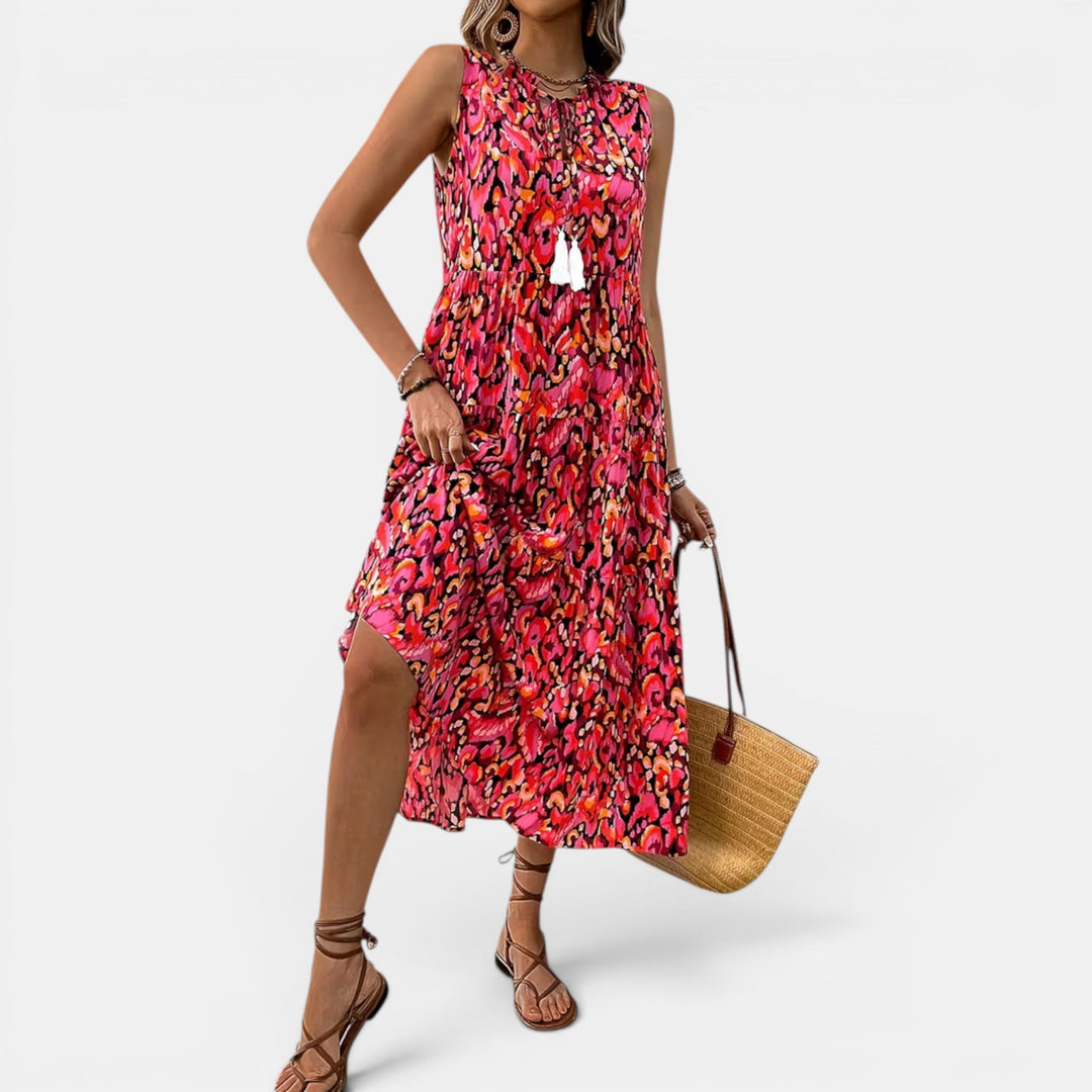 Women's boho midi dress, sleeveless and flowing, designed for comfort and summer fashion.