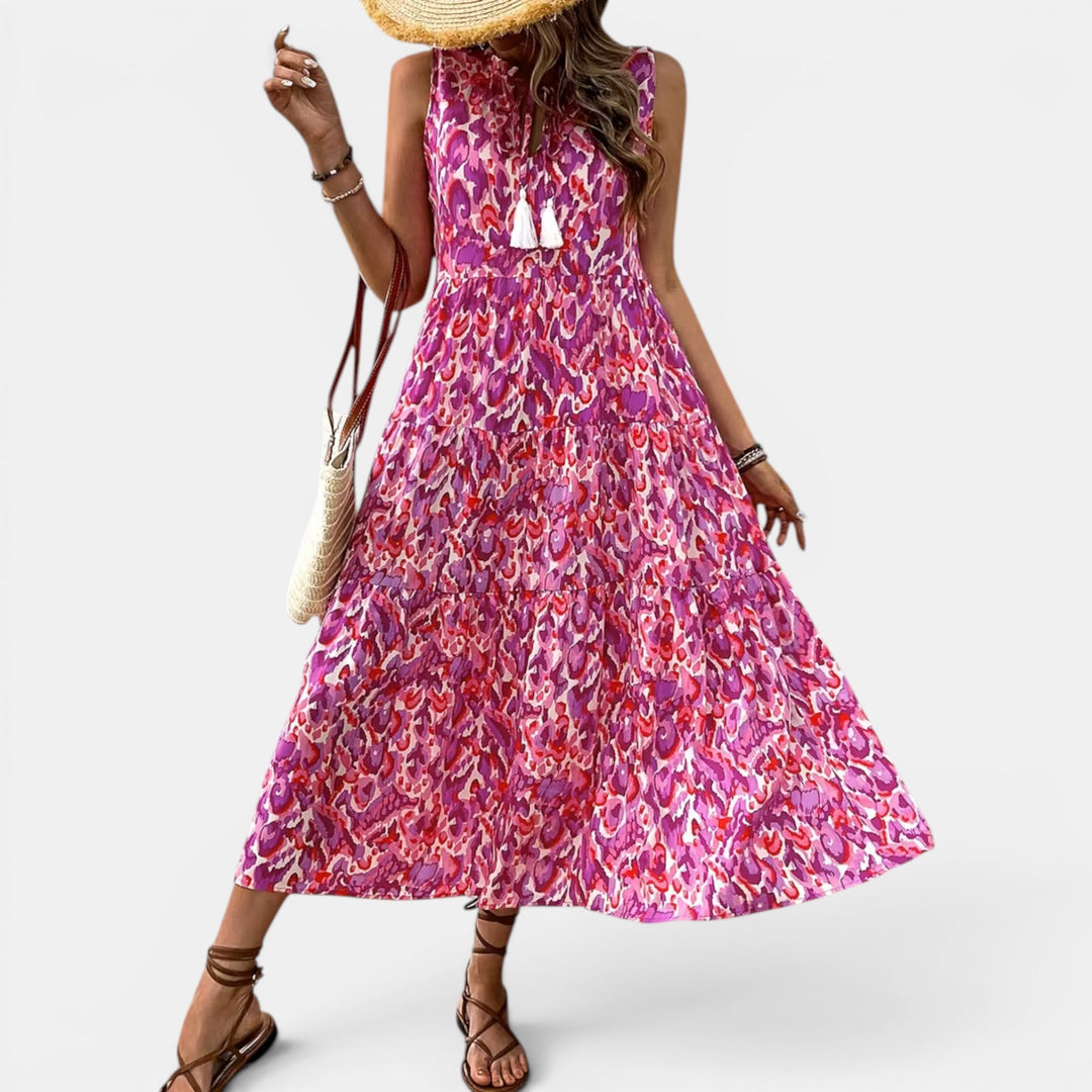 Casual women's summer dress, sleeveless boho midi style, flowing and comfortable for everyday wear.
