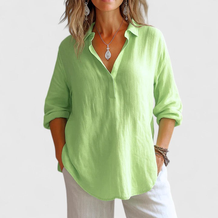 Chic women's comfortable blouse, relaxed fit & flowy. Ideal for casual, everyday wear or spring style.