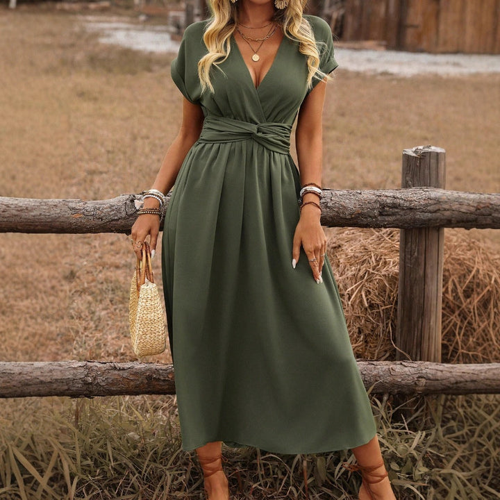 Stylish women's V-neck maxi dress, a flowy bohemian long dress, great for casual summer elegance.