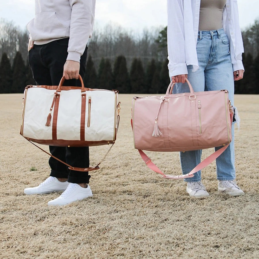 Efficient women's foldable carry-on, a smart travel duffel bag with organized packing compartments.