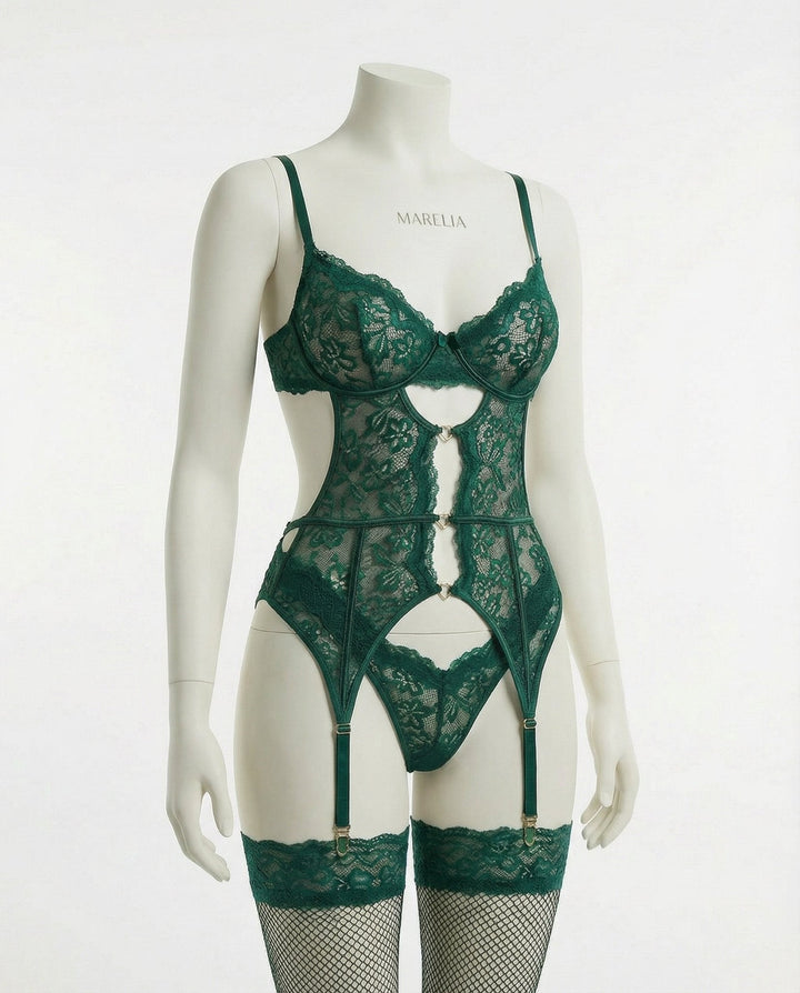 Women's four-piece intimate set: underwire bra, panties, suspender belt & garter straps.
