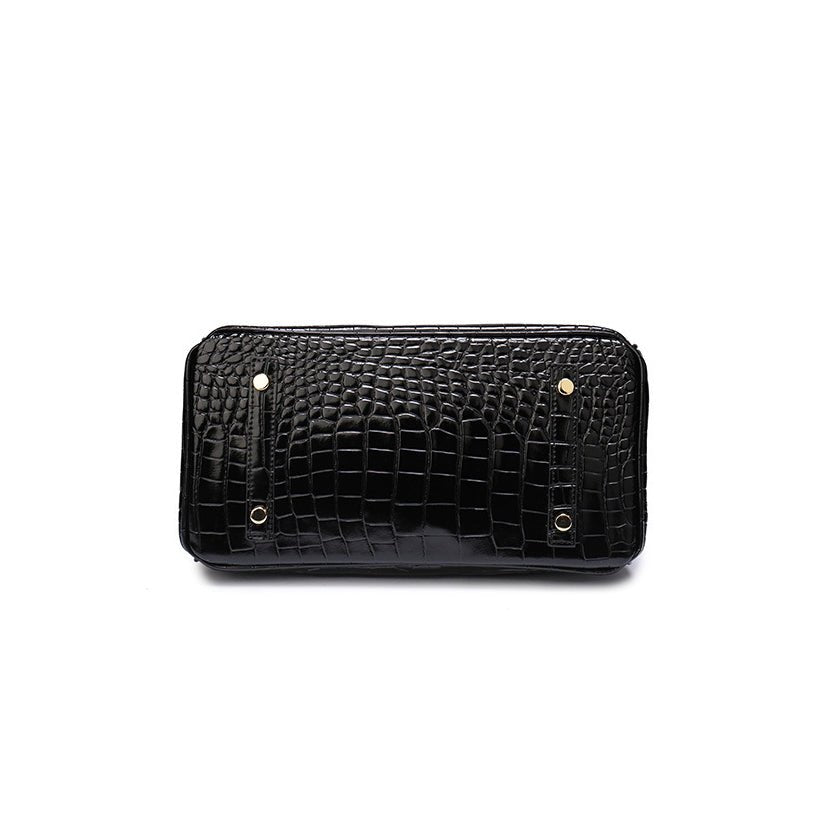Fashionable women's luxury leather handbag, ideal for the discerning everyday carry.