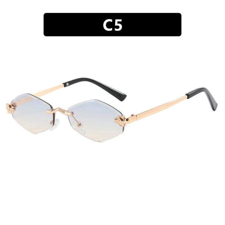 Essential women's geometric double frame sunglasses. Trendy eyewear for sun protection, perfect for any look.