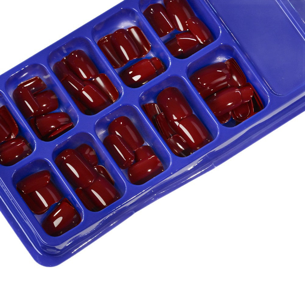 Durable women's glossy false nail tips, ideal for a chic and long-lasting quick manicure.