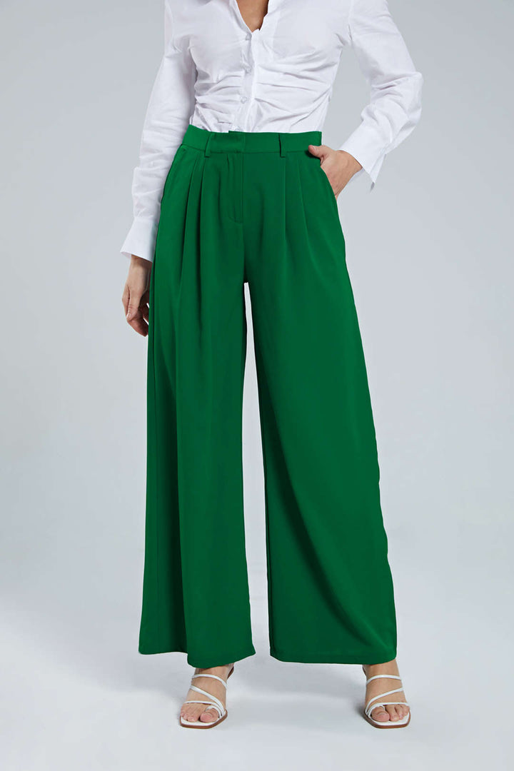 Chic women's wide leg pleated pants, perfect for workwear or casual.