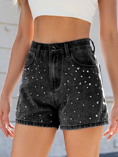 Comfortable high-waist women's shorts featuring sparkling rhinestone details for a glamorous summer look.