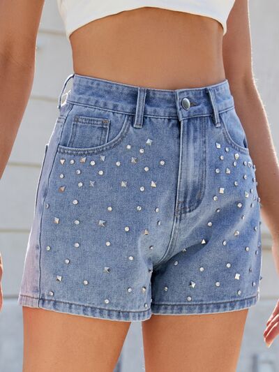 Chic high-waist women's shorts with sparkling rhinestones, elevating any summer outfit with trendy charm.