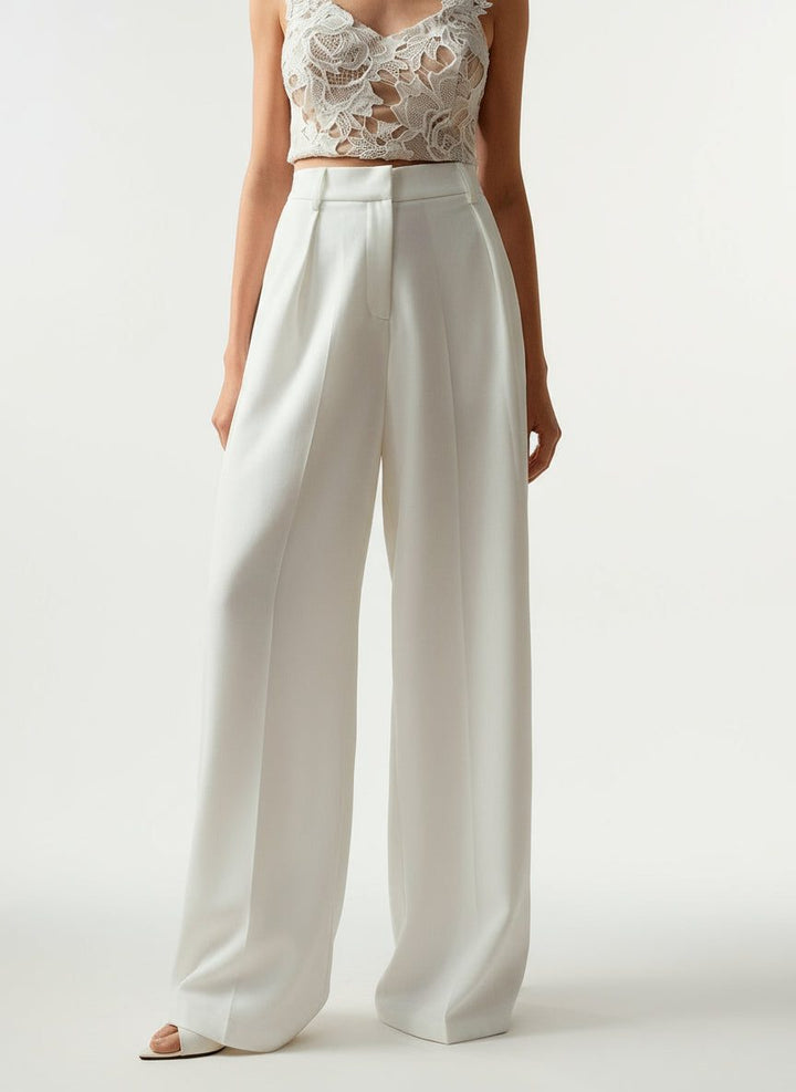 Casual chic women's wide leg pants, high-waisted and tailored for versatile everyday style.