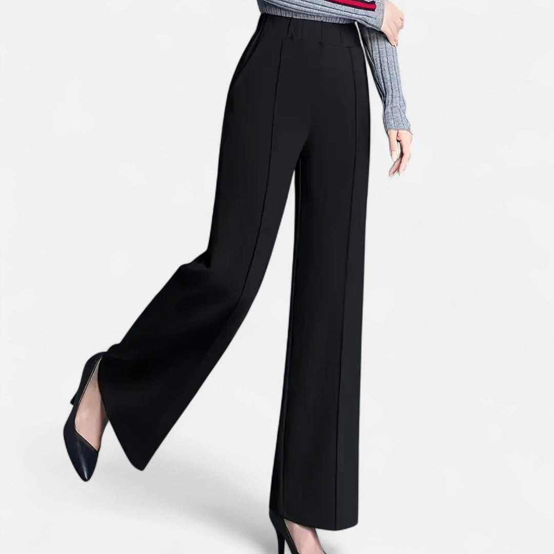 Comfortable women's wide-leg pants, high-waisted and versatile, great for office or everyday elegance.
